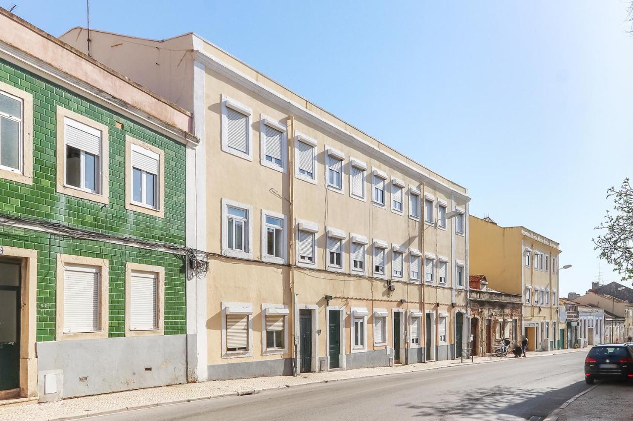 Vita Portucale ! Stylish Apartment Campo Ourique Lissabon Buitenkant foto