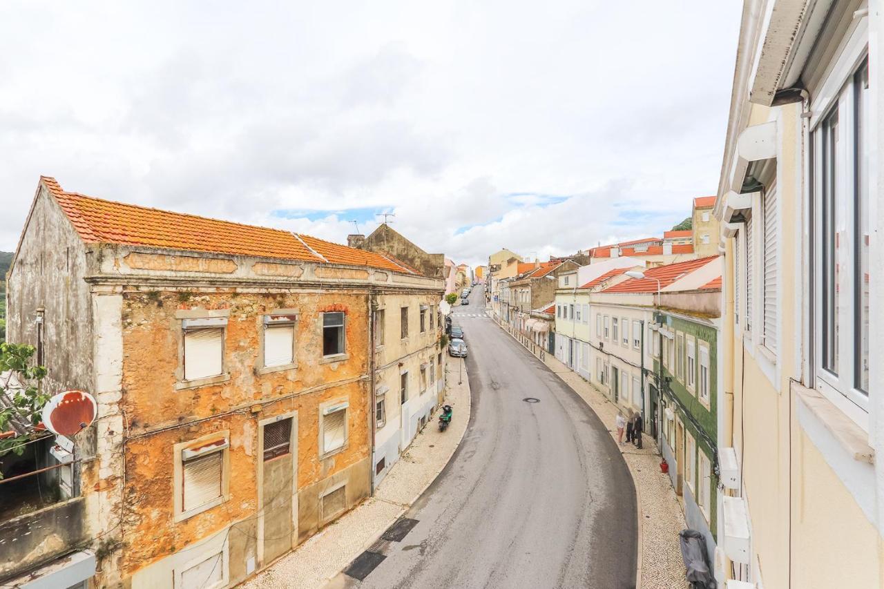 Vita Portucale ! Stylish Apartment Campo Ourique Lissabon Buitenkant foto