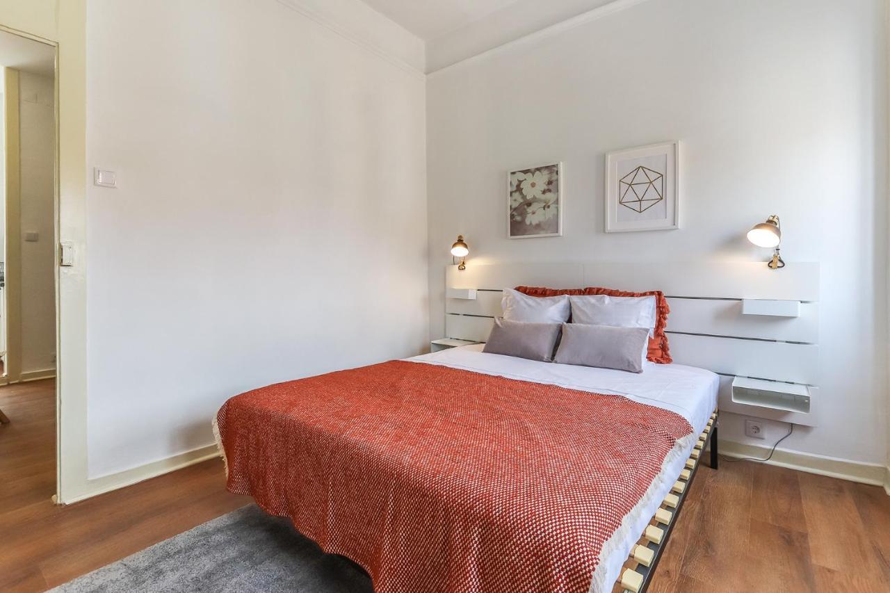 Vita Portucale ! Stylish Apartment Campo Ourique Lissabon Buitenkant foto